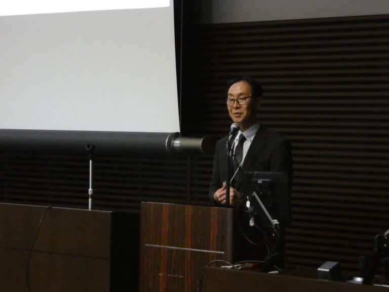 開催校挨拶(関西大学 長岡副学長)